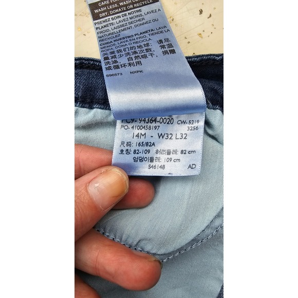 Signature Levi Strauss Mid Rise Bootcut Jeans Dark Wash Denim Size 14 - Picture 6 of 8